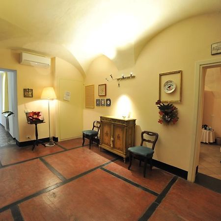 Erasmo Rooms & Breakfast Финале Лигуре Екстериор снимка